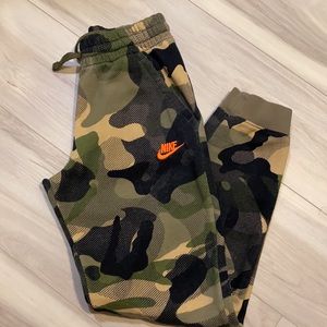 Boys Nike sweat pants